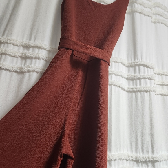 Bnwot Gorgeous rust color cropped wide legged jumpsuit. Size Xs FIRM ON PRICE - Picture 8 of 8